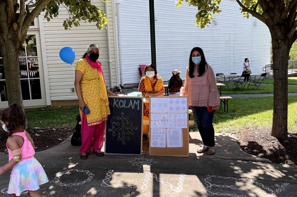 Kolam station at SummerFest